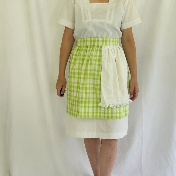 Handmade Accessories - Vintage Green Gingham Apron‎ with Dish Towel